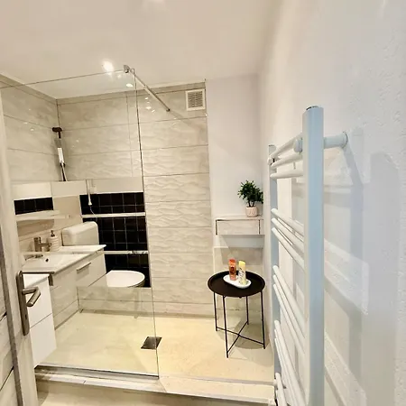 Cozy Apartment- Old Town *